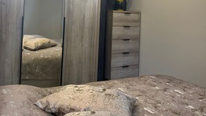 1 quarto, ferros/tábuas de passar roupa, Wi-Fi de cortesia