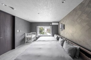 Bureau, fer et planche à repasser, Wi-Fi gratuit