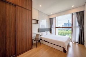 Basic-studiosuite - balkon - byudsigt | Opholdsområde