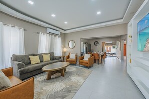 Smart TV - Pet-Friendly 5BR Aruba Villa w/ Pool | Sleeps 10 (Noord)