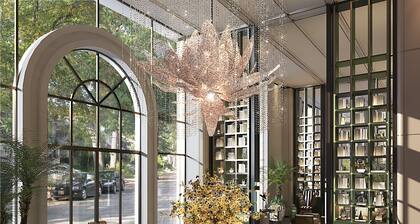 Grand Royal Riverside Hue, Fusion Collection