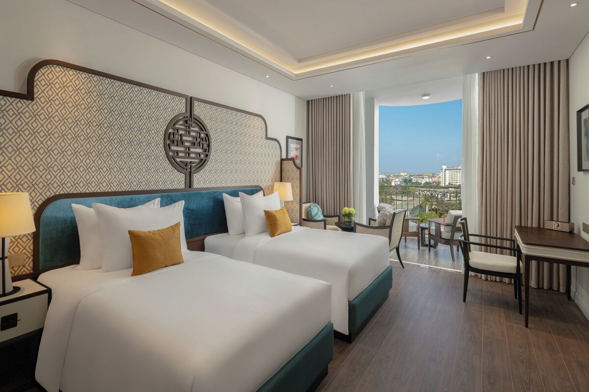 Deluxe Twin Room, River View | View from room