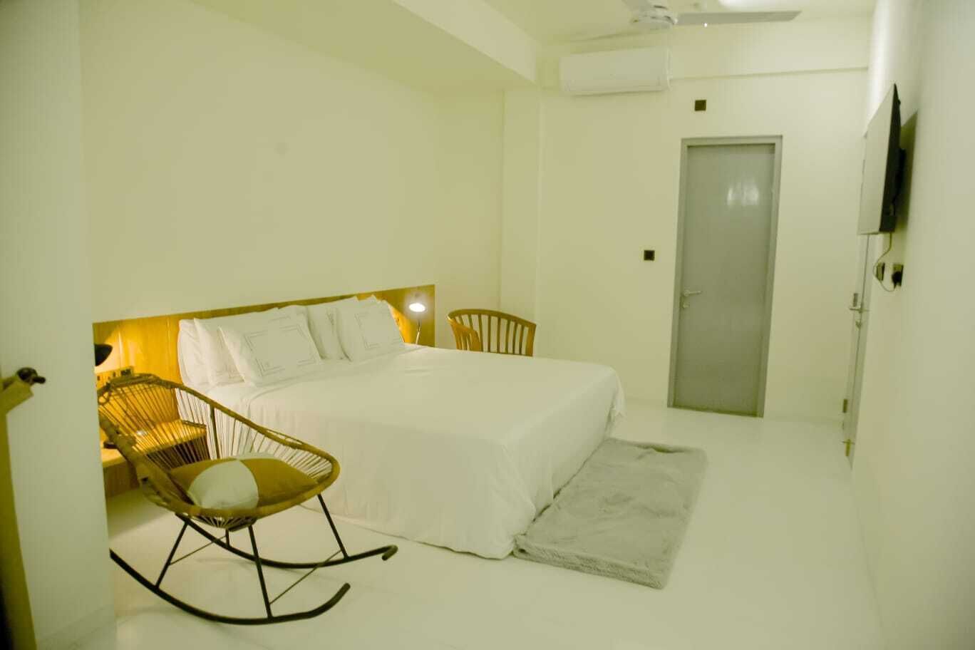 Luxury Double Room, 1 King Bed | Free WiFi