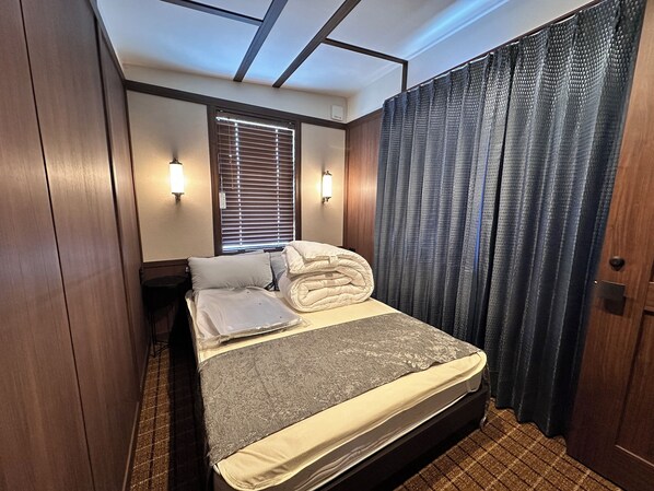 Quadruple Room, Non Smoking, City View | Blackout drapes, free WiFi - JR Mobile Inn Hakodate (Hakodate City)