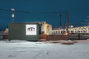 Mặt tiền nơi lưu trú