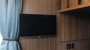 Quadrupla Basic, non fumatori, vista città | Televisione