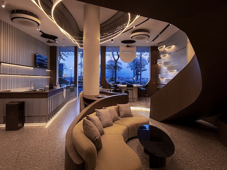 Recepción. SEENERGY STAY Riverside