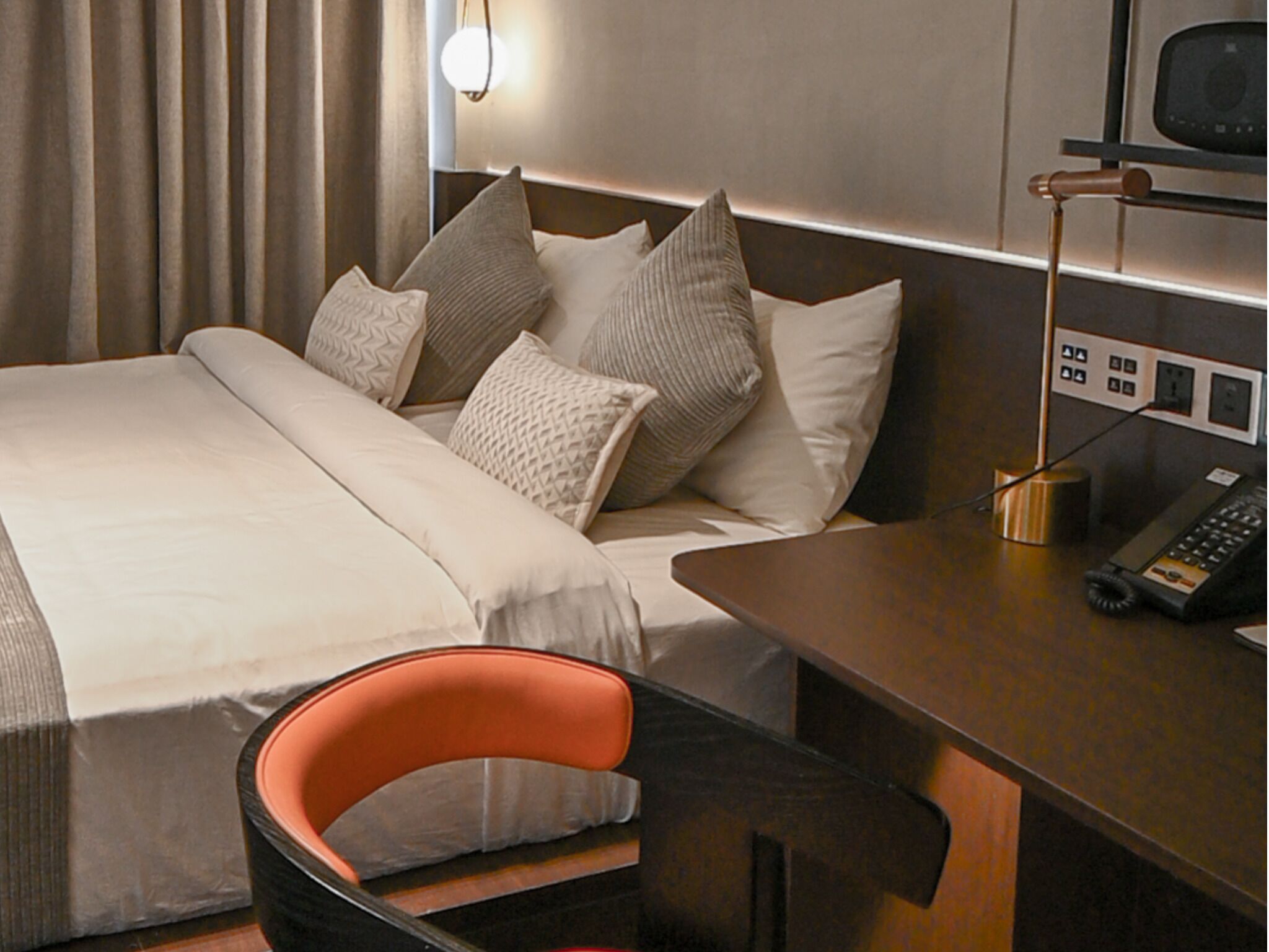 غرفة ديلوكس مزدوجة - بشرفة - بمنظر للنهر | ملاءات للفراش لا تسبب الحساسية وألحفة محشوة بالريش وأسرّة سليكت كومفورت