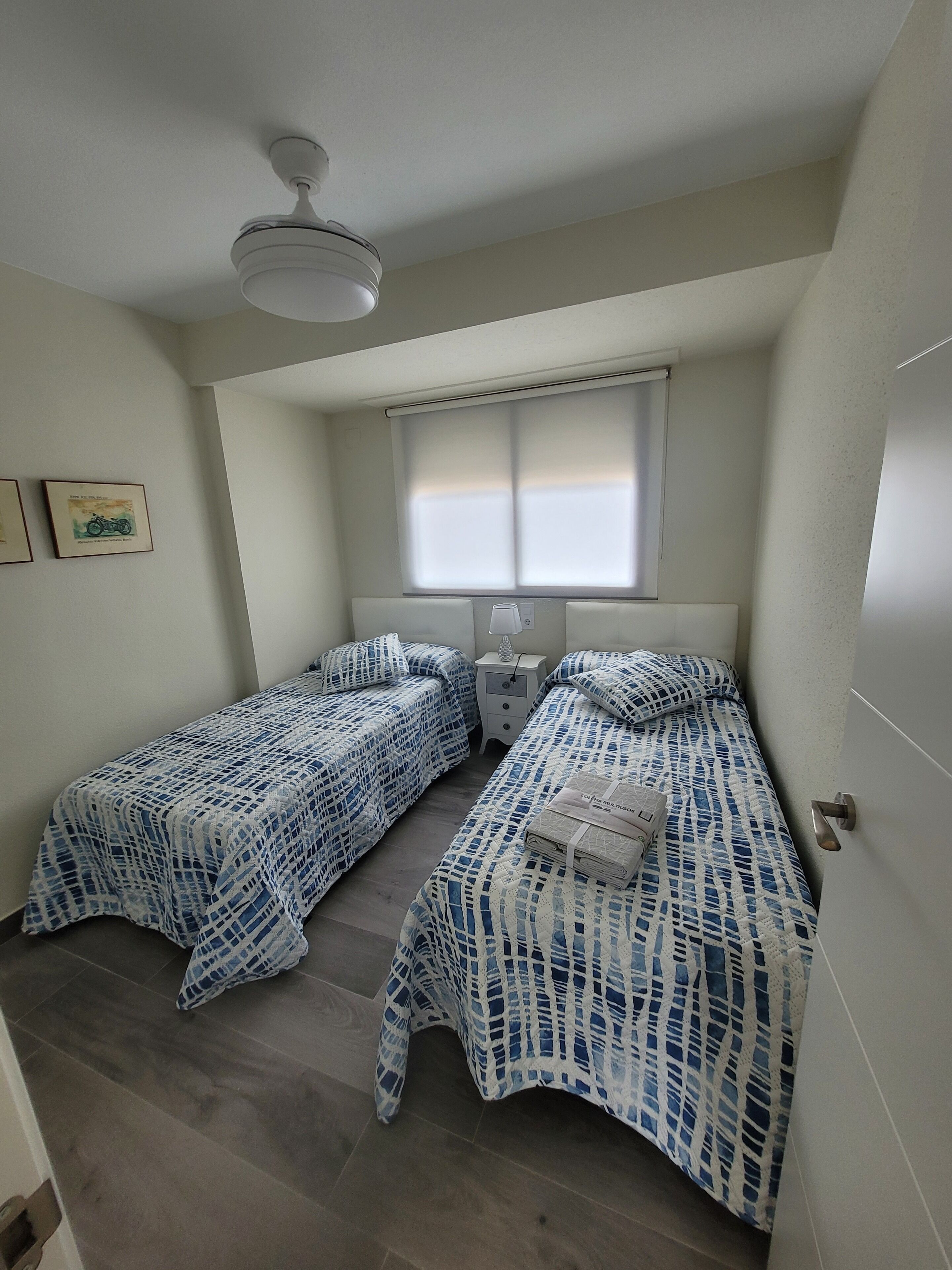 Iron/ironing board, free WiFi, bed sheets
