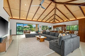 Smart TV, ping pong, books, printers