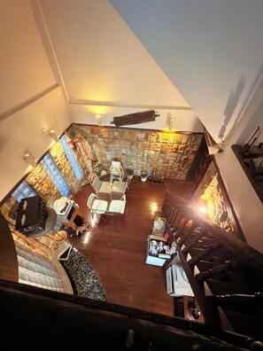 Living area - Serene Palm Heritage Tropical Villa (Kuala Lumpur)