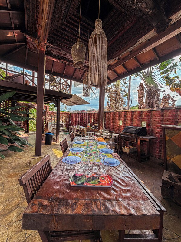 Family Villa, Hill View | Private kitchen | Full-size fridge, microwave, stovetop, cookware/dishes/utensils