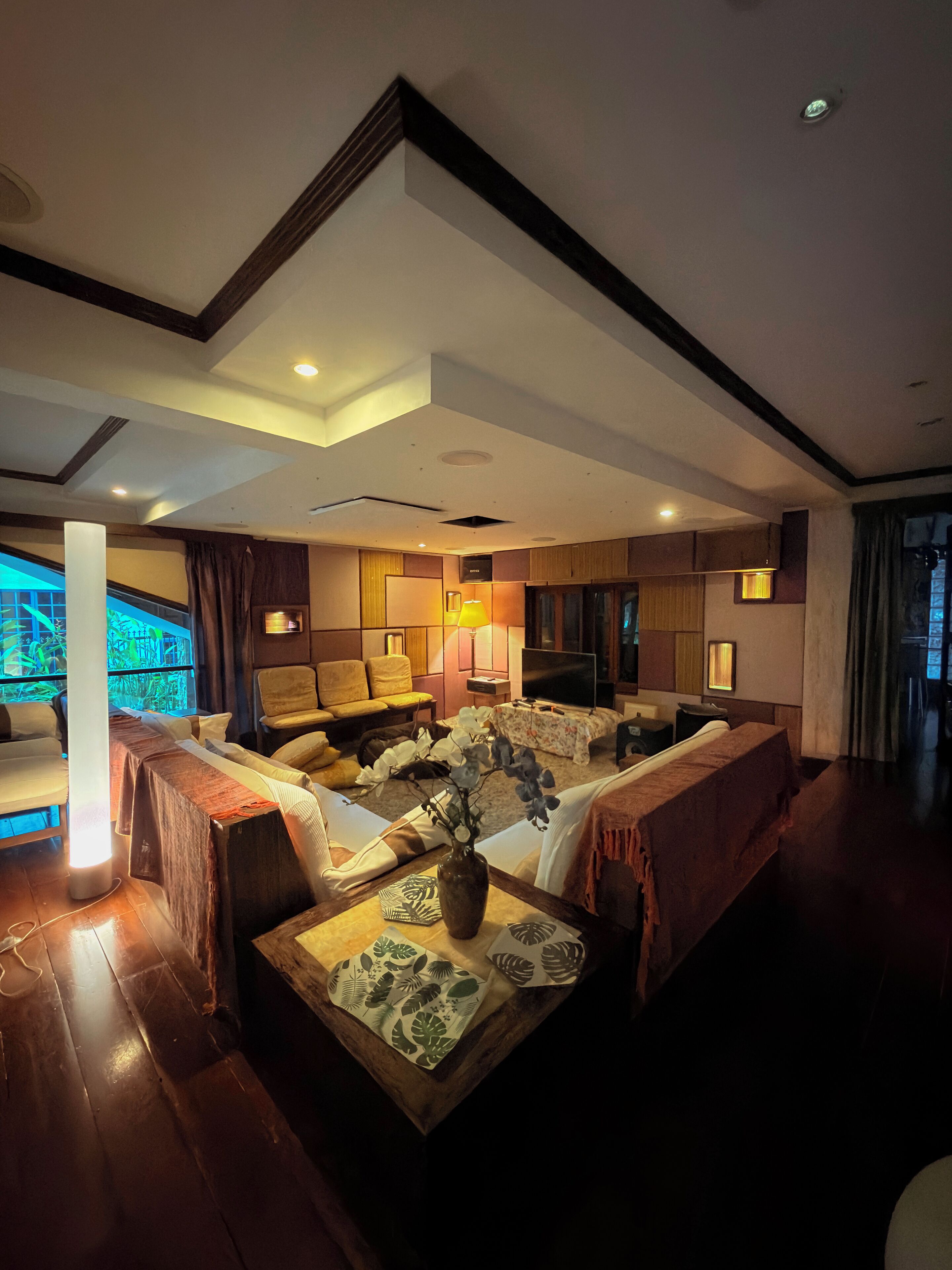 Family Villa, Hill View | Living room