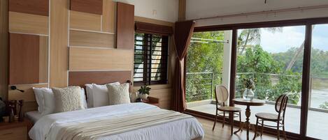 Tabla de planchar con plancha, wifi, ropa de cama