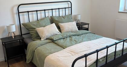 Modern eingerichtete 2-Zimmer Wohnung direkt beim Bahnhof