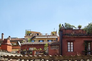 Exterior - Star (Roma)