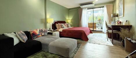 3 soverom, strykejern/-brett, internettilgang og sengetøy