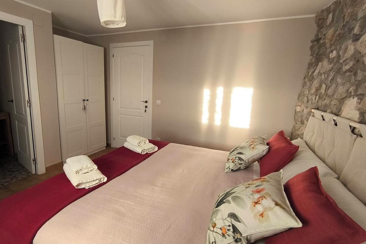 Standard Double Room, Mountain View