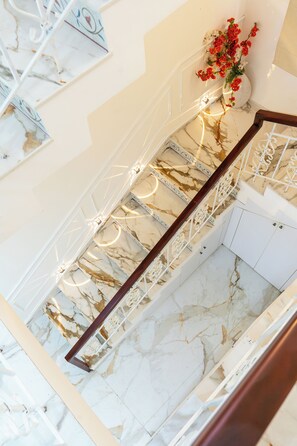 Interior - Halcyon Haven: American Luxury in Kerala Serenity (Cochin)