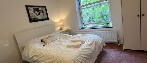 4 bedrooms, internet