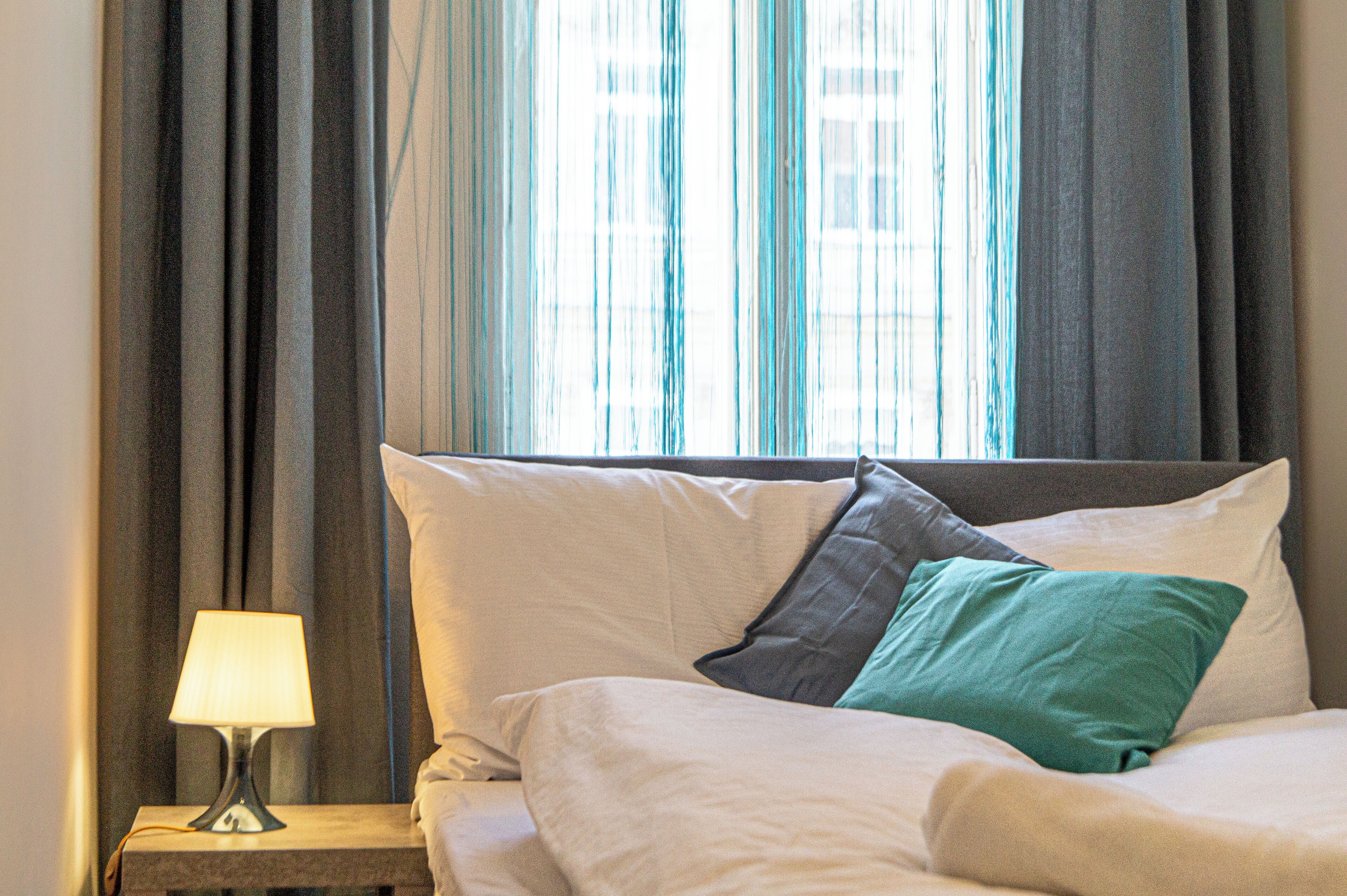 Rom – basic | Strykejern/-brett og wi-fi (inkludert)