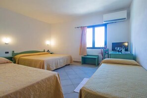 2 bedrooms - Studio in Meernähe auf Sardinien (Orosei)