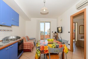 Dining - Appartement in Pietra Ligure (Letojanni)