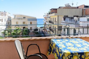 Outdoor dining - Appartement in Pietra Ligure (Letojanni)