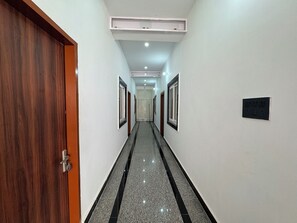 Lobby - Shri Guru Kripa Dham (Mathura)