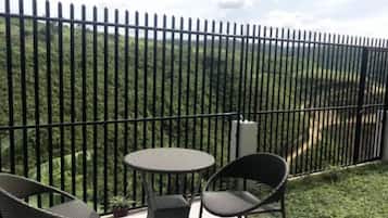 独特别墅, 阳台, 山景 | 阳台