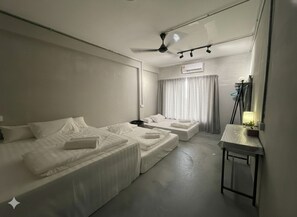 Habitació familiar | Wifi gratuïta i roba de llit 