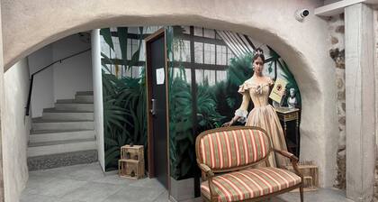 Mademoiselle Joséphine