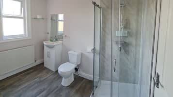 Comfort Double Room, Garden View | Laptop workspace, free WiFi
