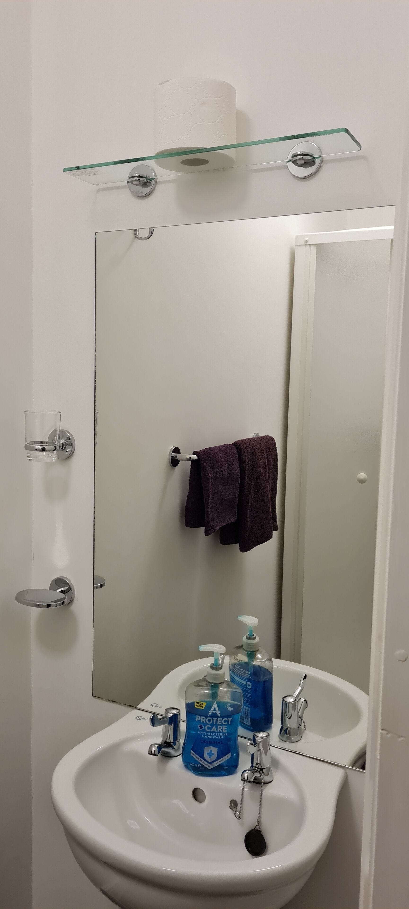 Standard Double Room, Garden View | Bathroom | Shower, hair dryer, towels, soap