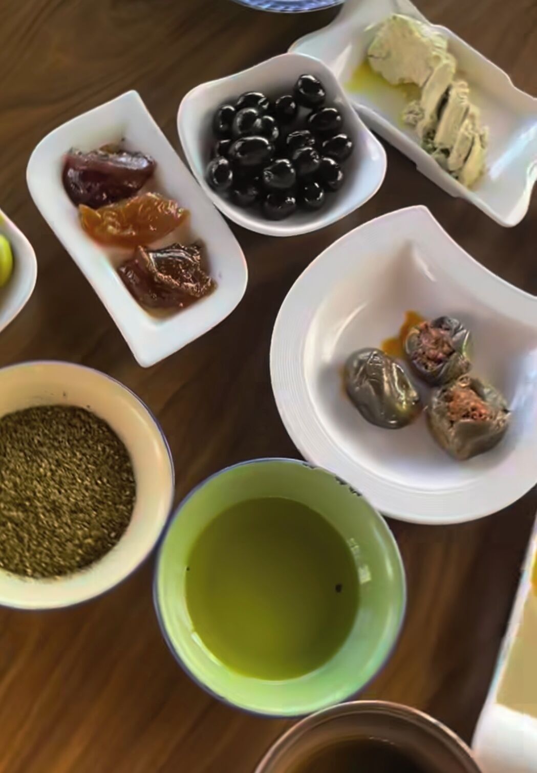 Khu vực ăn uống tại phòng