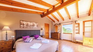 3 Schlafzimmer, Zimmersafe, Bügeleisen/Bügelbrett, kostenloses WLAN