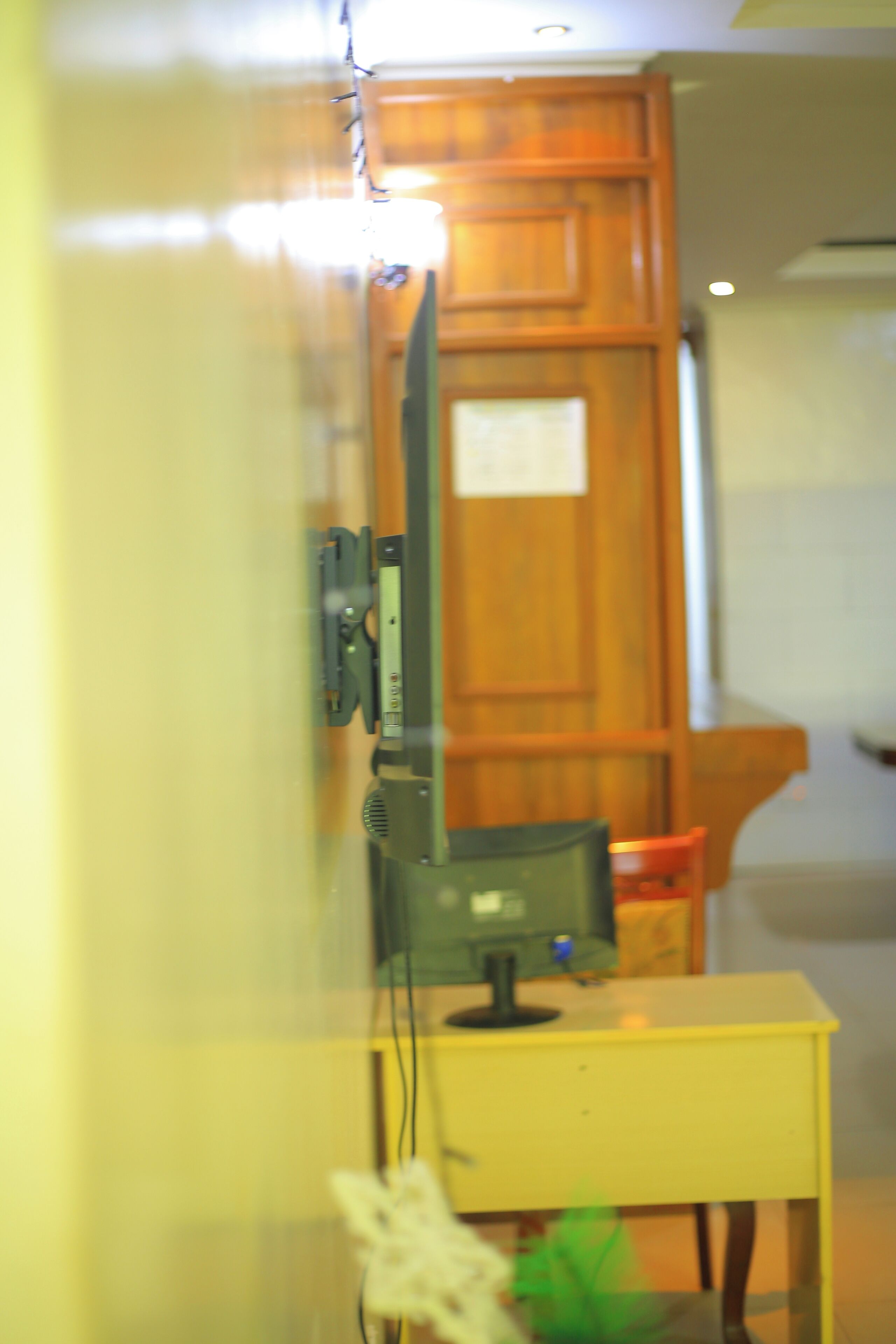 Double Room, Balcony, Garden View | Living area