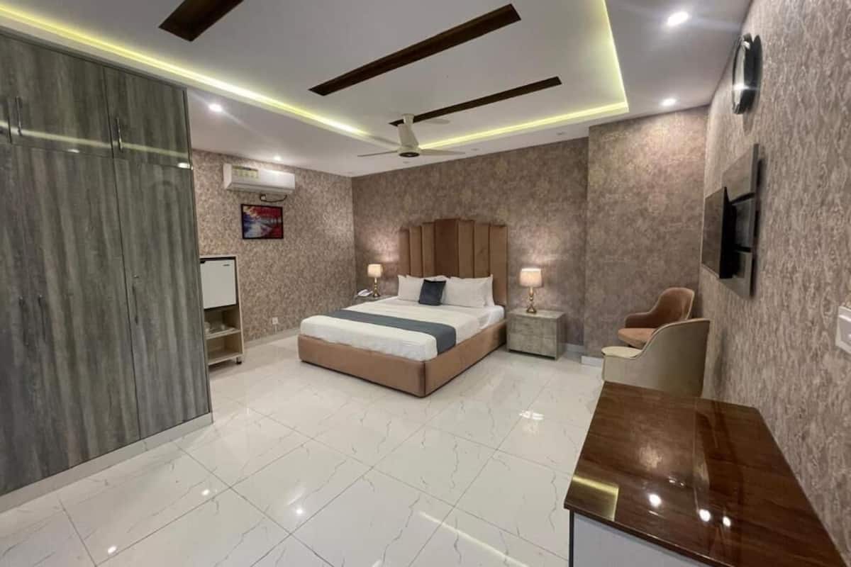 Suite Eksekutif, pemandangan kota | Meja kerja, Wi-Fi gratis, dan dapat diakses tamu berkursi roda