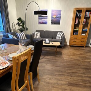 Interior - New renovated appartment in the city with kitchen and 3 bedrooms - Dorado (Tromsø)