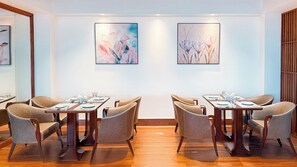 Dining - Udaan Yalley Resort & Spa Gangtok (Gangtok)