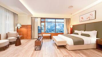 Family Quadruple Room, Balcony, Valley View