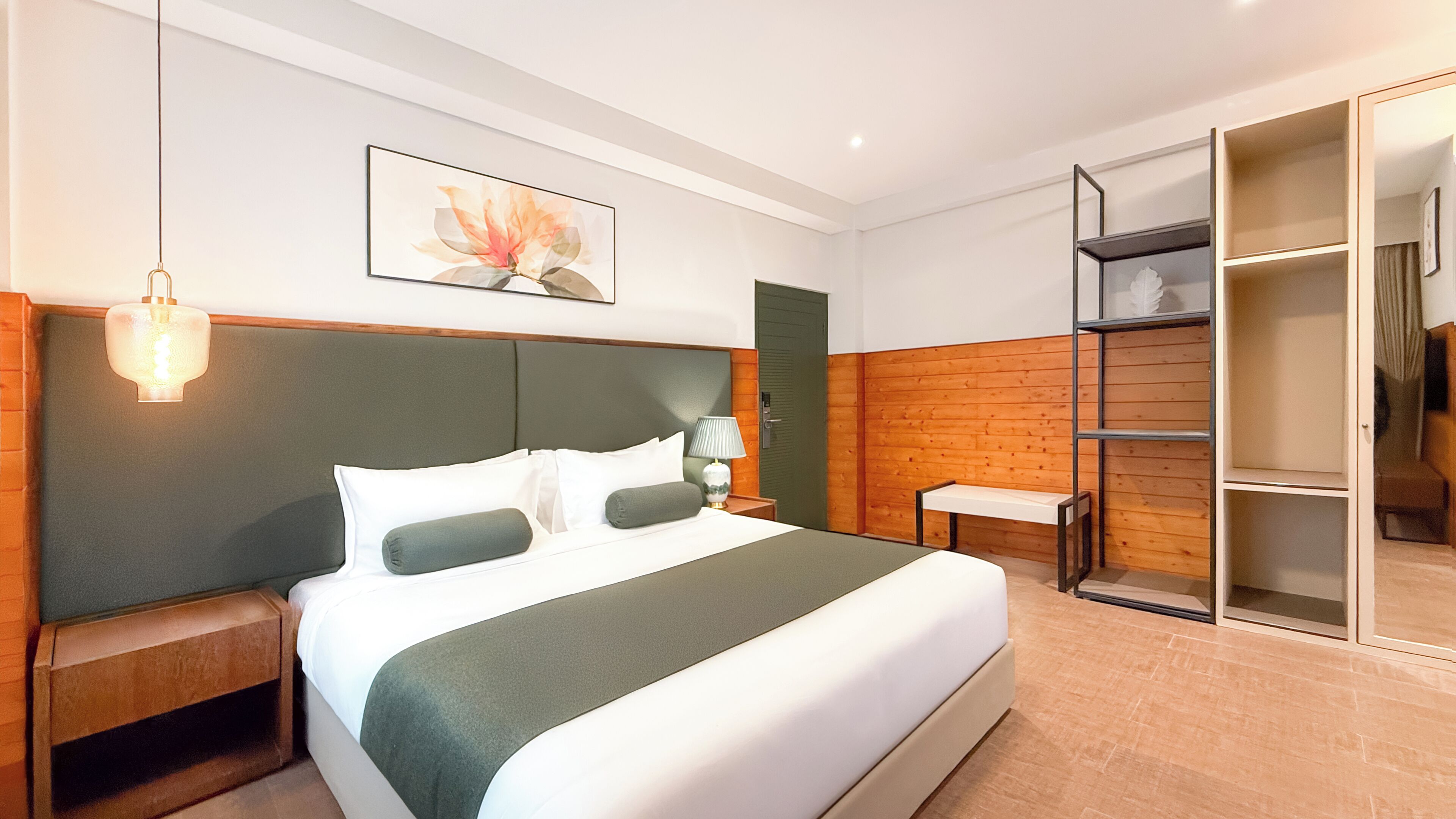 Premium Double Room, Balcony | Laptop workspace, free WiFi