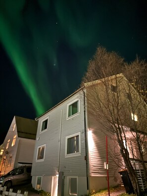 Exterior - Moderne sentral leilighet med 3 soverom - Saltus (Tromsø)
