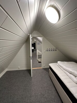 4 soveværelser, skrivebord, Wi-Fi, sengetøj