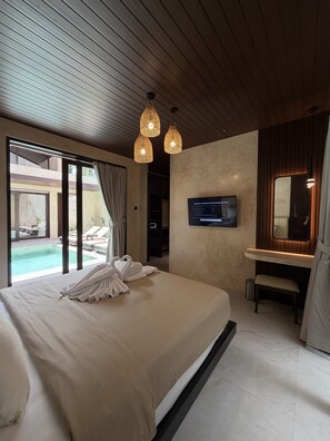 Villa Deluxe, 3 chambres, piscine privée | Coffre-fort, bureau, fer et planche à repasser, accès au Wi-Fi (inclus)