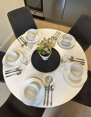 Dining - Sentral leilighet med 3 soverom og kjøkken - Mare (Tromsø)