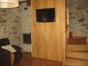 Interior - Fabulous 2-bedroom House in a Portuguese traditional mountain village (Castro Daire)