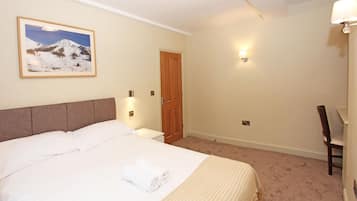 Business Apartment | Individually furnished, soundproofing, iron/ironing board