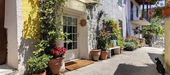 Charming cottage behind the Cinque Terre, surrounded by Ligurian Nature