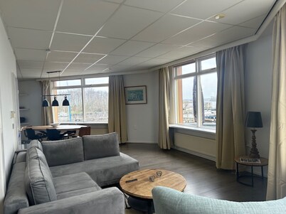 Very nice apartment with a super view of the water!